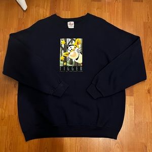 DISNEY tigger crewneck